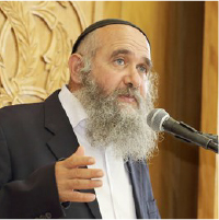הרב חננאל אתרוג - רב הארגון אמונתך